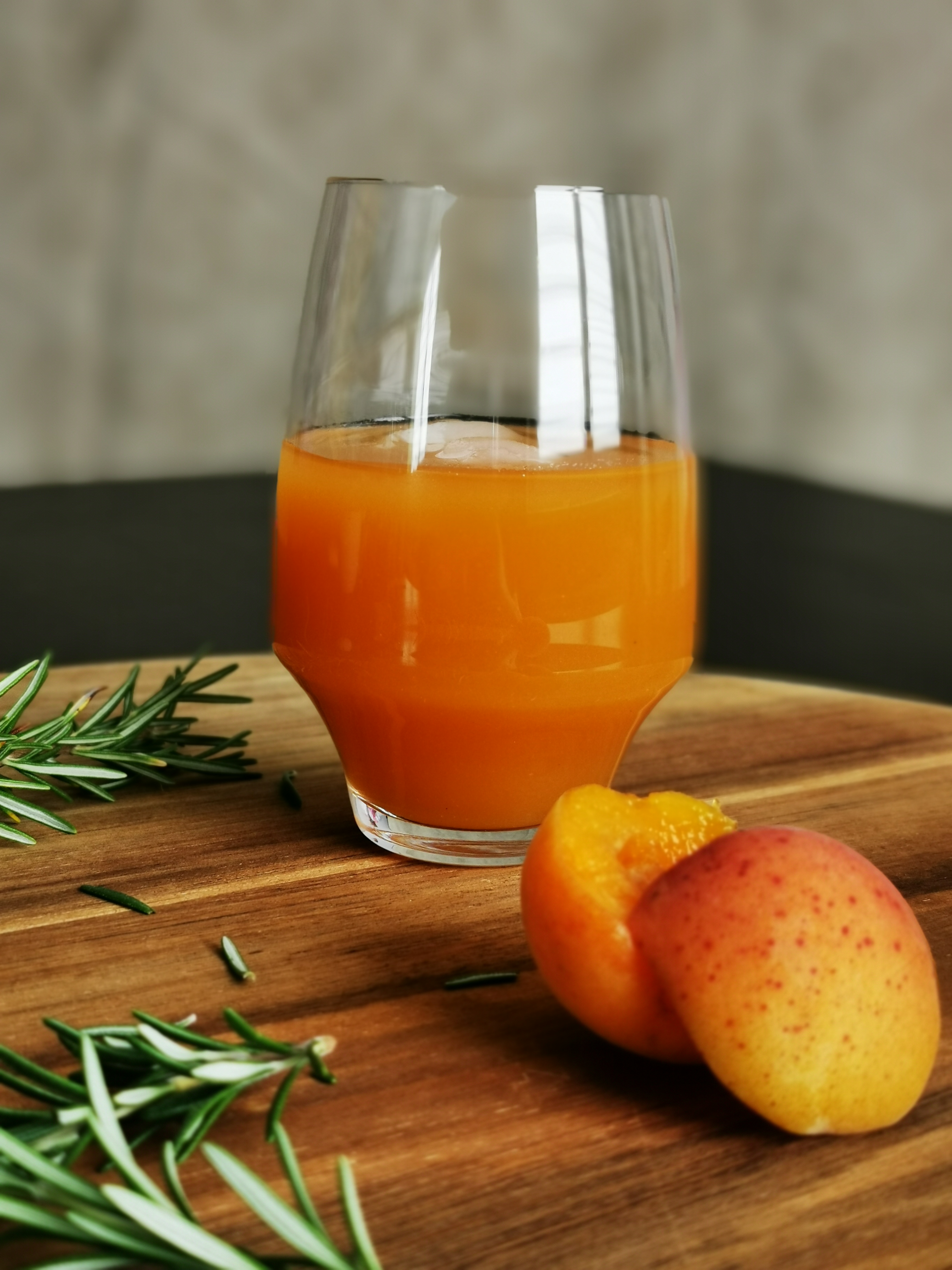 Mocktails colorés servis lors d’un mariage